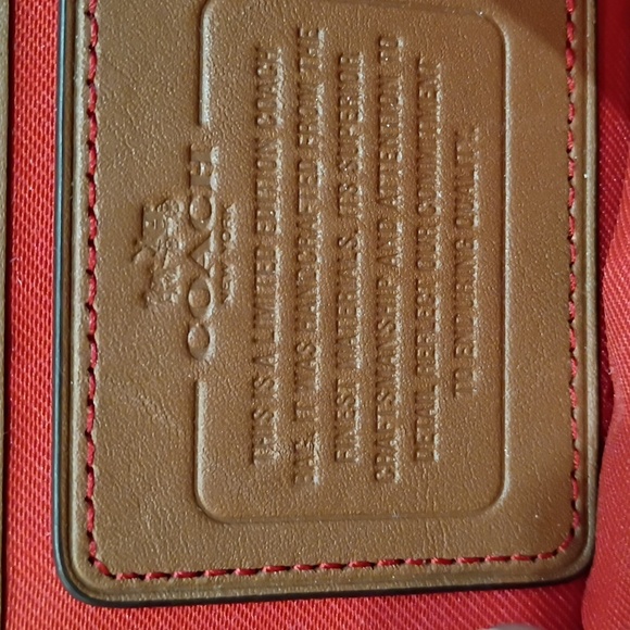 Coach, EUC, Women's,Crossbody Bag, Kiss-Lock Closure,Color Tan "Limited Edition" - Picture 16 of 16